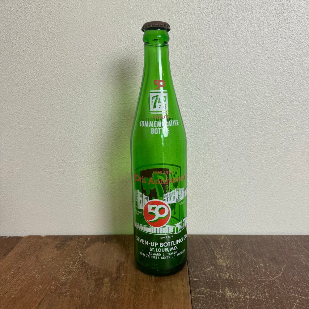 1978 7UP 7 Up 50th Anniversary Commemorative Soda Bottle 16 oz St. Louis Mo‎